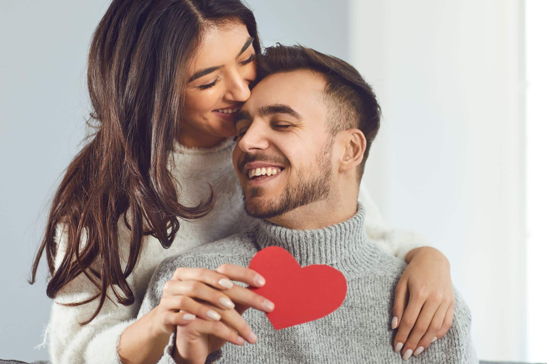 Keep Your Crowns & Bridges Safe This Valentine's Day